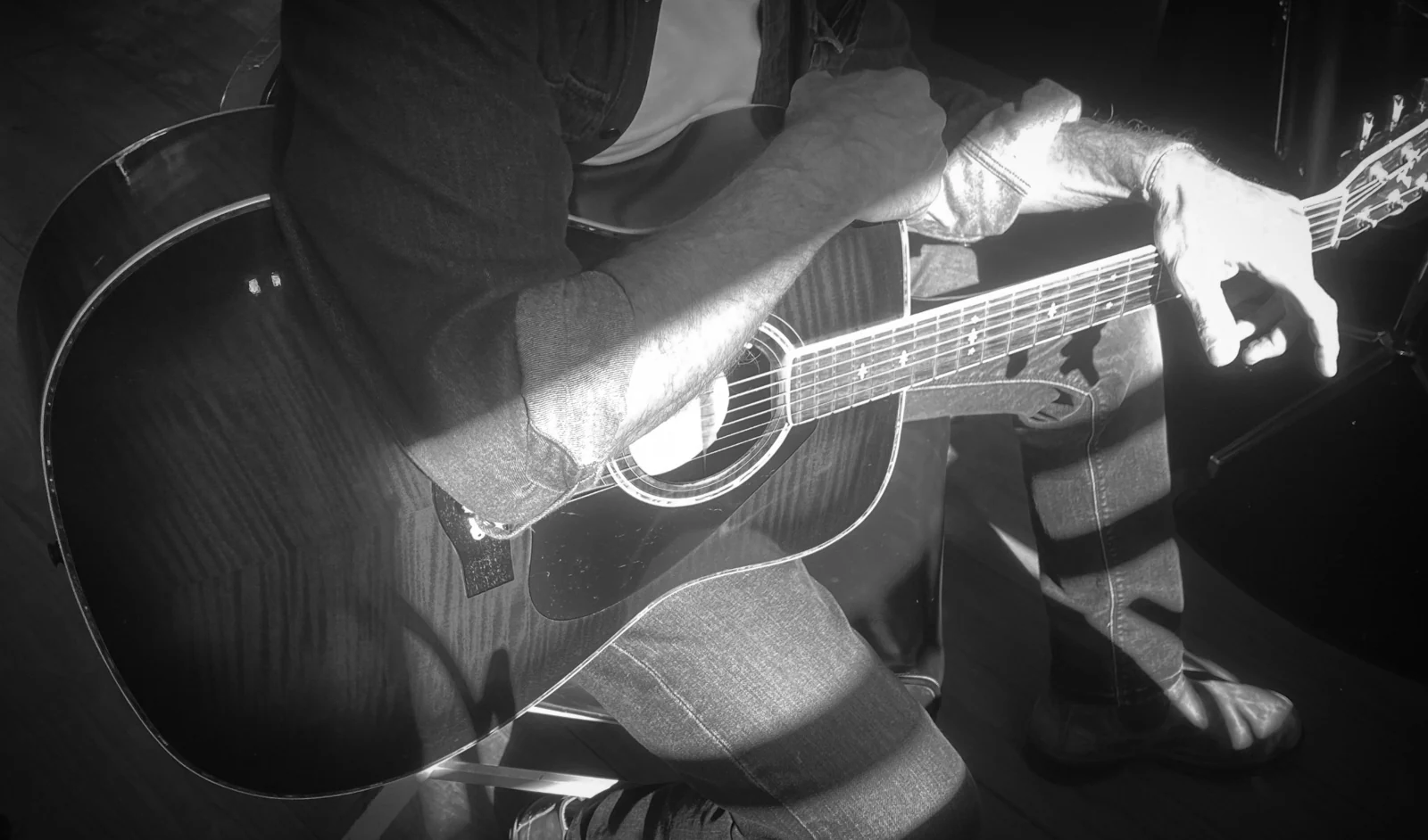 Peter with his guitar